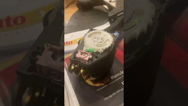 Jak rozwinąć pas bezpieczeństwa, gdy się zaciął - skuteczne metody