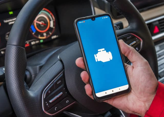 Najlepsze aplikacje OBD2 - wybierz idealną do diagnostyki samochodu Najlepsze aplikacje OBD2 - wybierz idealną do diagnostyki samochodu